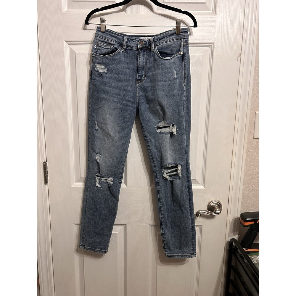 Judy Blue Slim Fit 7/28 Light Wash Distressed Stretched Blue Jeans Denim Boho